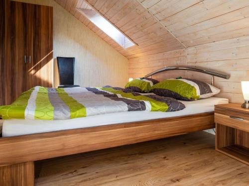 Goldisthal Apartment | Wohnung mit Wald in Goldisthal Thüringen, cleaning included