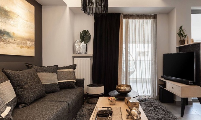 Koukaki Villa | Wonderful Athens Apartment | 1 Bedroom | Apartment Chouri | Spacious Furnished.