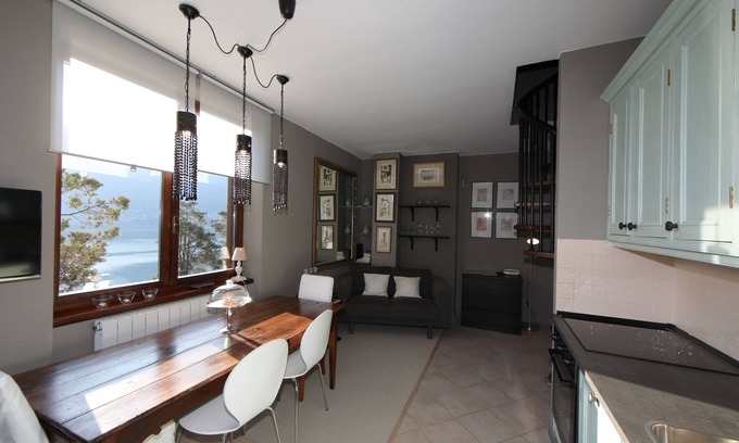 Limonta Apartment | Wonderful front lake apartment near Bellagio