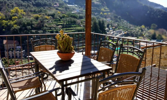 Badalucco House | Wonderful loft in the old luxury castle area, large outdoor spaces