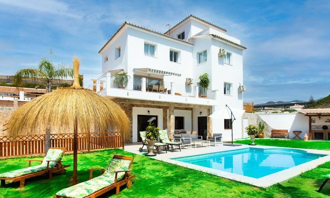 Mezquitilla Villa | Wonderful private villa with private pool, WIFI, A/C, TV, patio, panoramic view and parking