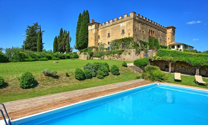 Monsanto Villa | Wonderful private villa with WIFI, A/C, private pool, patio, panoramic view, close to San Gimignano