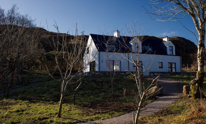 Colbost House | Wonderful private villa for 6 people with WIFI, TV, patio and panoramic view