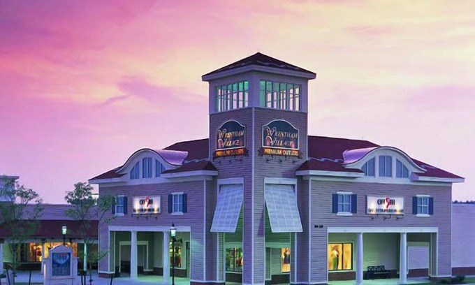 Foxboro House | Wonderful Trip! 4 Comfortable Units w/Free Bfast, Near Gillette Stadium!