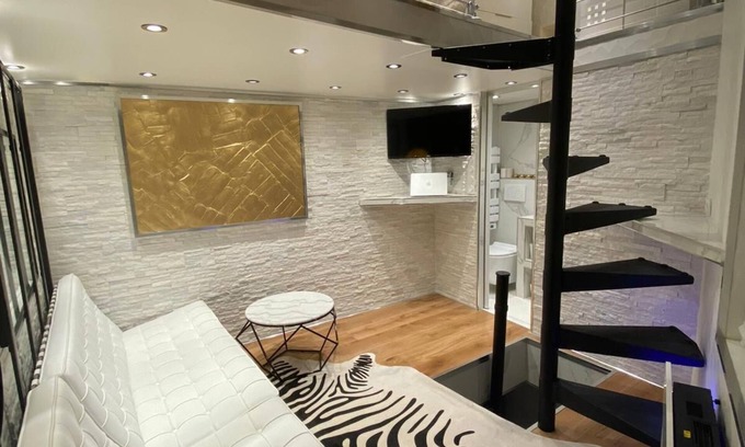 Bonne-Nouvelle Apartment | Wonderful Triplex in the Haert of Montorgueil