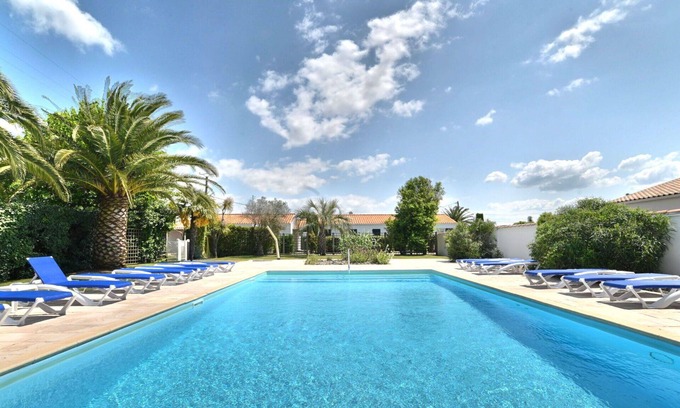 Cheray House | Wonderful villa for 4 people with pool, WIFI and terrace