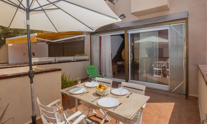 Segur de Calafell House | Wonderful villa for 5 guests with WIFI, TV, terrace and parking