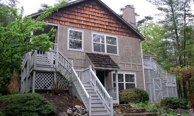 Basye House | Woodside in Bryce Resort with High Speed Wi-Fi, Fire Pit