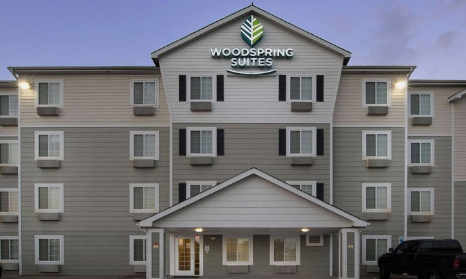 Bellmead Hotel | WoodSpring Suites Waco near University