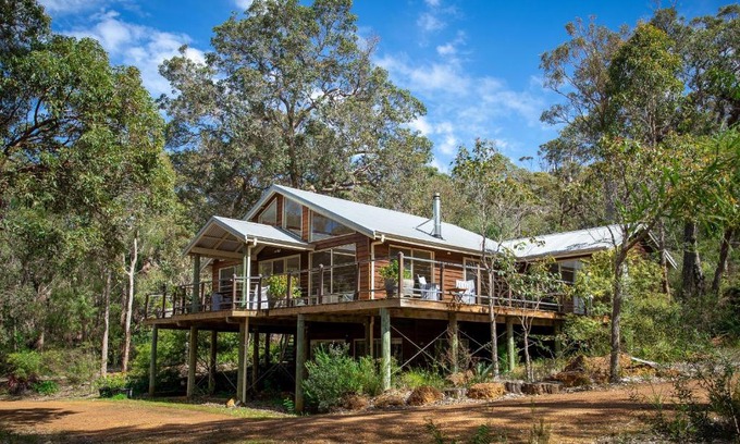 Ocean Beach House | Woodstock I Private Properties