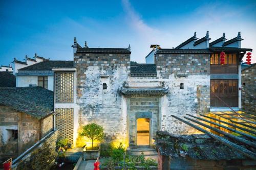 Wuyuan Hotel | Wuyuan Jiwei Mountain Lodge (Sixi-Yan Village Scenic Area)