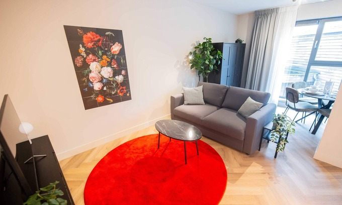 Hilversum Apartment | X-clusive 1BR Serviced Apartment (KS71-X)