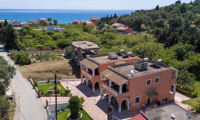 Agios Georgios Pagon Apartment | Xenofontas apartments