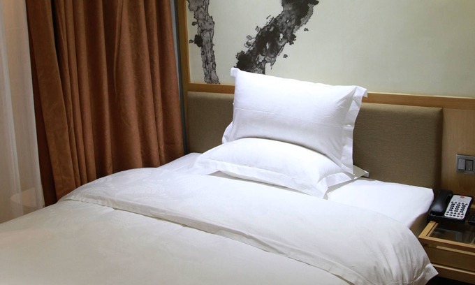 Liwan Hotel | XingHe Business Hotel - Railway Station & Yuexiu Park Branch