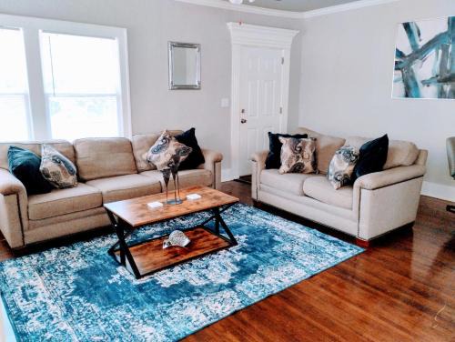 Tulsa House | Xscapecation Oasis II