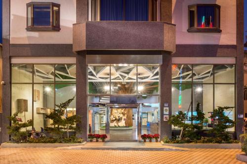 Puli Hotel | Yadi Hotel