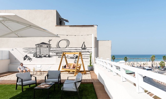 Kerem HaTeimanim Apartment | YARKON - By Beach Apartments TLV