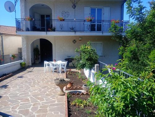 Grumento Nova Bed & Breakfast | Yasmir Home