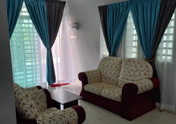 Kampung Permatang Indah House | Yaths homestay