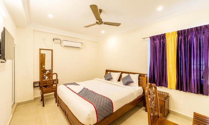Kalapettai Hotel | Yellow Residency