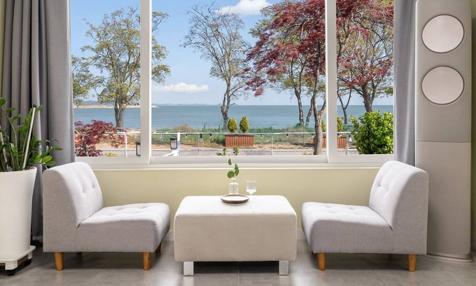 Suwon House | Yeongheungdo Sunset Spa Pension