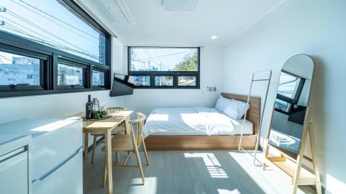Yeosu House | Yeosu Nangmanstay pension