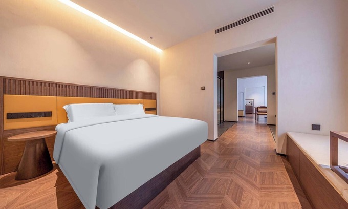 Donghu Qu Hotel | Yi Nian Fangcun Hotel