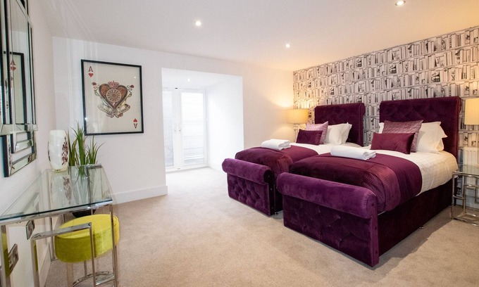 Cotham Apartment | Your Apartment Rowan Tree - No 1
