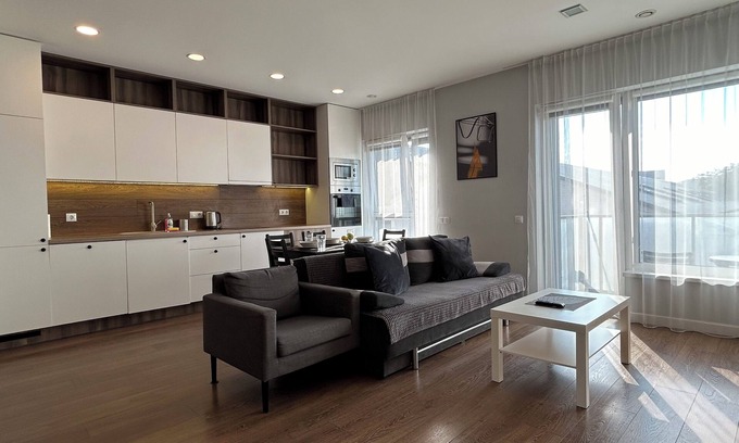 Snipiskes Apartment | Your home: A+ quality Modern Apartment + balcony