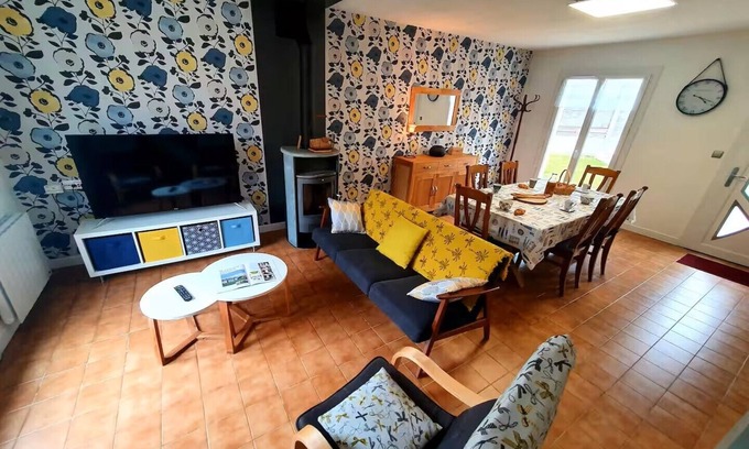 Tremuson House | Your perfect retreat for a comfy stay in Trémuson