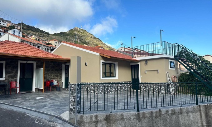 Machico House | Your retreat between turquoise shores and forested paths
