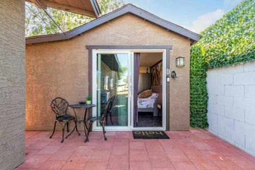 Garfield Apartment | Your Tiny Downtown Home with Backyard Unit D