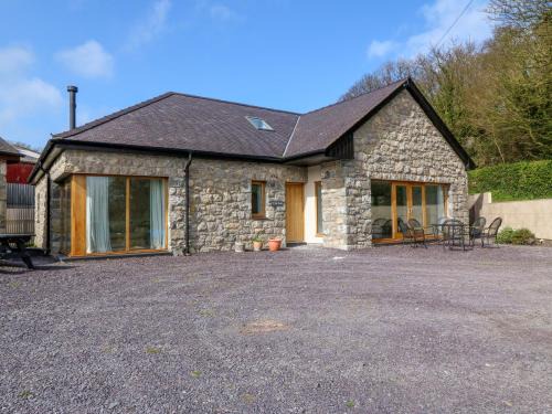 Penmon House | Yr Hen Dairy