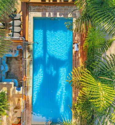 Mile Hotel | Yue Xin Yuan Spa Resort