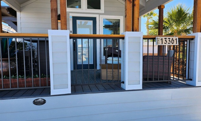 Foothills Cottage | Yuma Foothills, close to riding, biking,hiking. Quiet neighborhood.