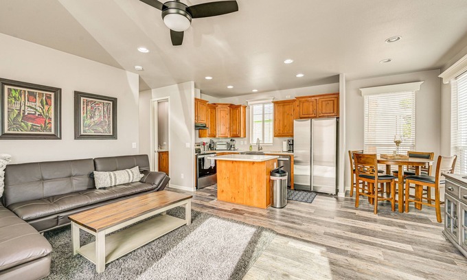 Yuma Cottage | Yuma Home w/Fire Pit & Outdoor Community Pool!