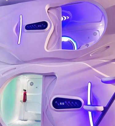 Chenggong Hotel | Yunduo Jinxiu Space Capsule Hotel & Kunming South Railway Station Branch
