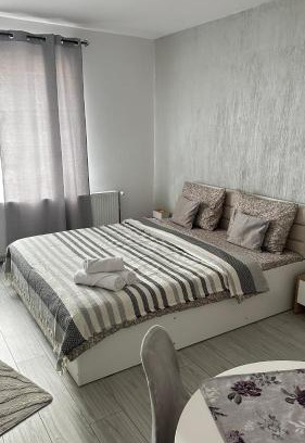 Sfantu Gheorghe House | Yvett House