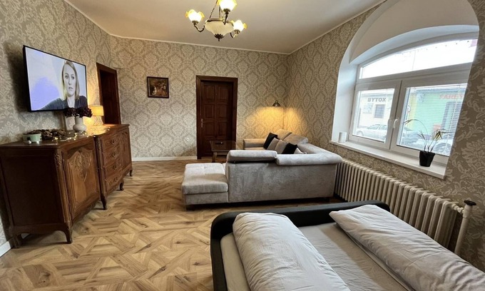 Poprad-Velka House | Zámoček Staré Časy