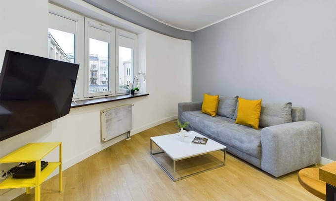 Nowa Praga Apartment | Zabkowska 41A Modern Studio Smart TV