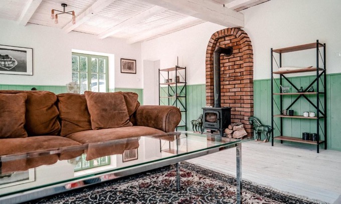 Karwie Cabin | Zagroda “ Leśny Sad”