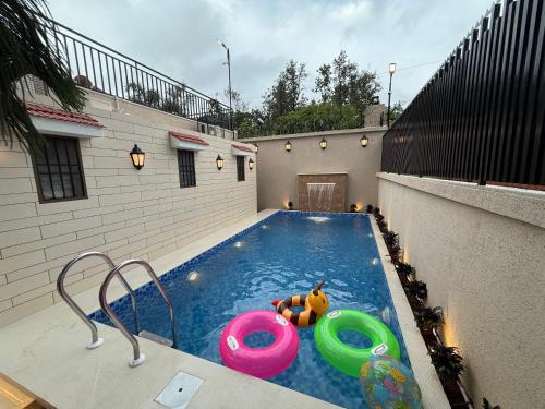 Panchgani House | Zaid & Nida House