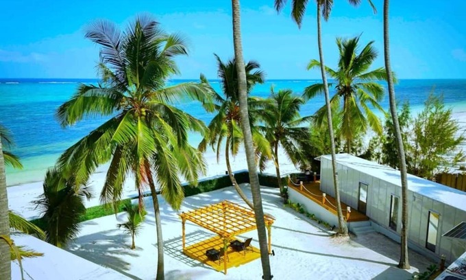 Dongwe Villa | Zanzibar Beach House- South