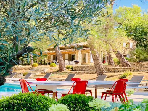 Menerbes Villa | Zen et Chic, juste à coté de la Bastide de Marie