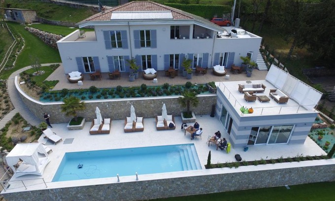 San Zeno di Montagna Bed & Breakfast | Zeno Suites