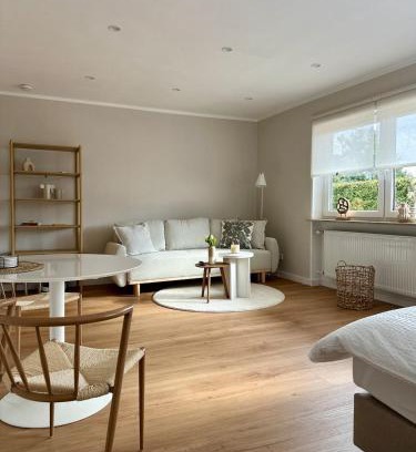 Uchtelfangen Apartment | Zentral I Business I Boxspring I Klima I Parkplatz