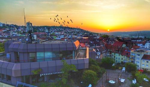 Pforzheim Apartment | Zentrale Penthouse Suiten mit Goldstadtblick
