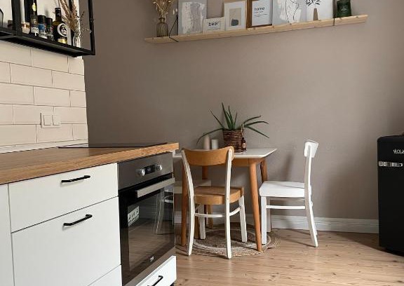 Jungersdorf Apartment | Zentrales Boho Loft im Zentrum von Langerwehe in Bahnhofsnähe