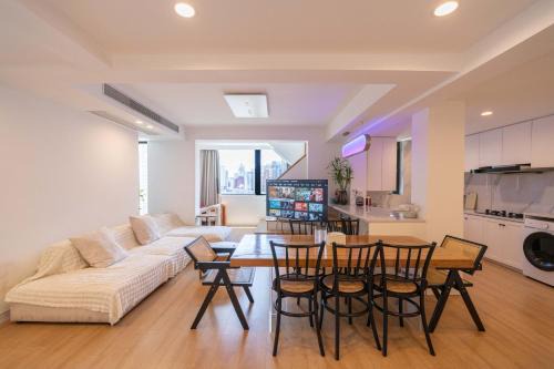 Shanghai Apartment | ZHome-Gingkgo Garden-Four bedrooms duplex