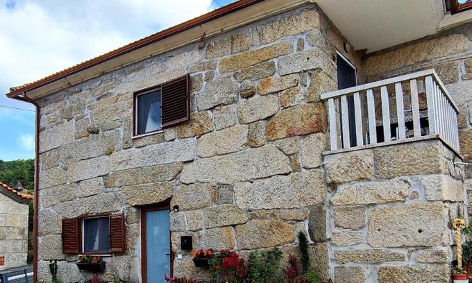 Vila Pouca de Aguiar House | Zimão Garden House